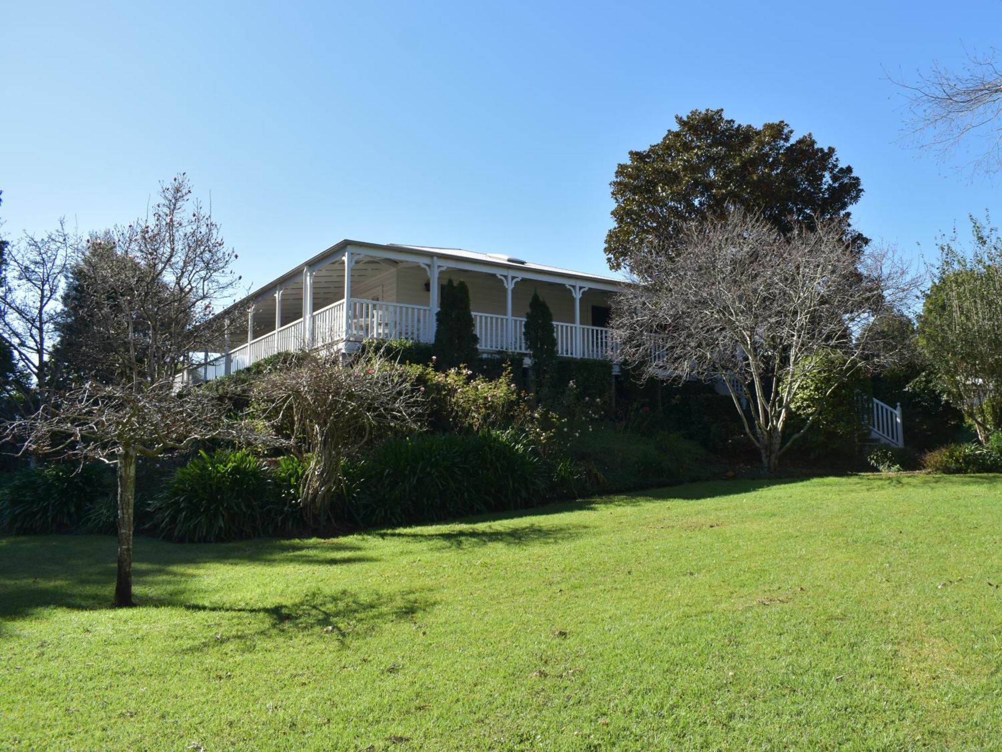 Maleny Homestead & Cottage ภายนอก รูปภาพ